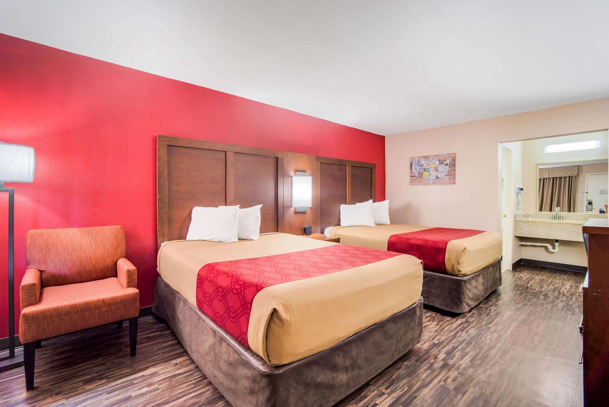 Econo Lodge Уолтерборо Экстерьер фото
